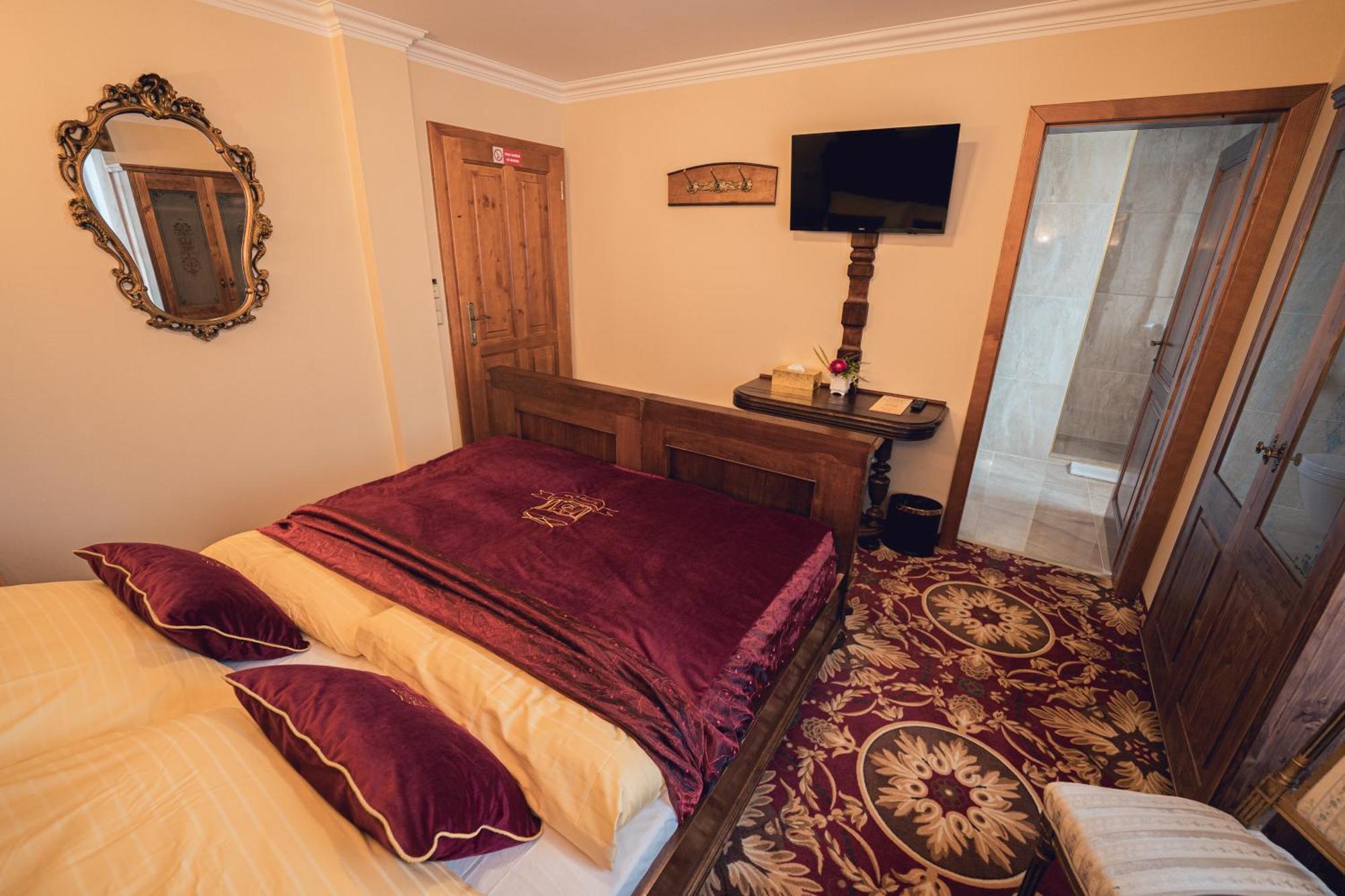 Hotel Svatojánský Dvůr Praga Quarto foto